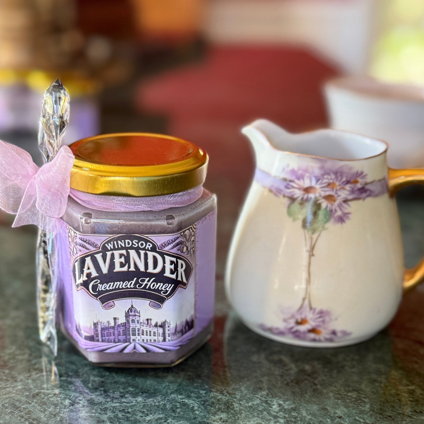 Indulge in the luxurious taste of Lavender Creamed Honey, crafted from the finest 100% natural raw honey and infused with delicate lavender. Perfectly smooth and velvety, this artisanal honey adds a soothing, floral touch to your morning toast, hot tea, or homemade scones. Its elegant, light lavender flavor makes it a unique and thoughtful gift for tea enthusiasts and honey connoisseurs. Elevate your everyday treats with the refined sweetness of Lavender Creamed Honey